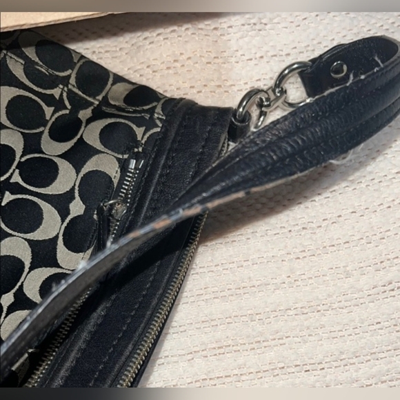 Coach Ashley F20111 Signature C Hippie Shoulder Bag - Picture 8 of 13